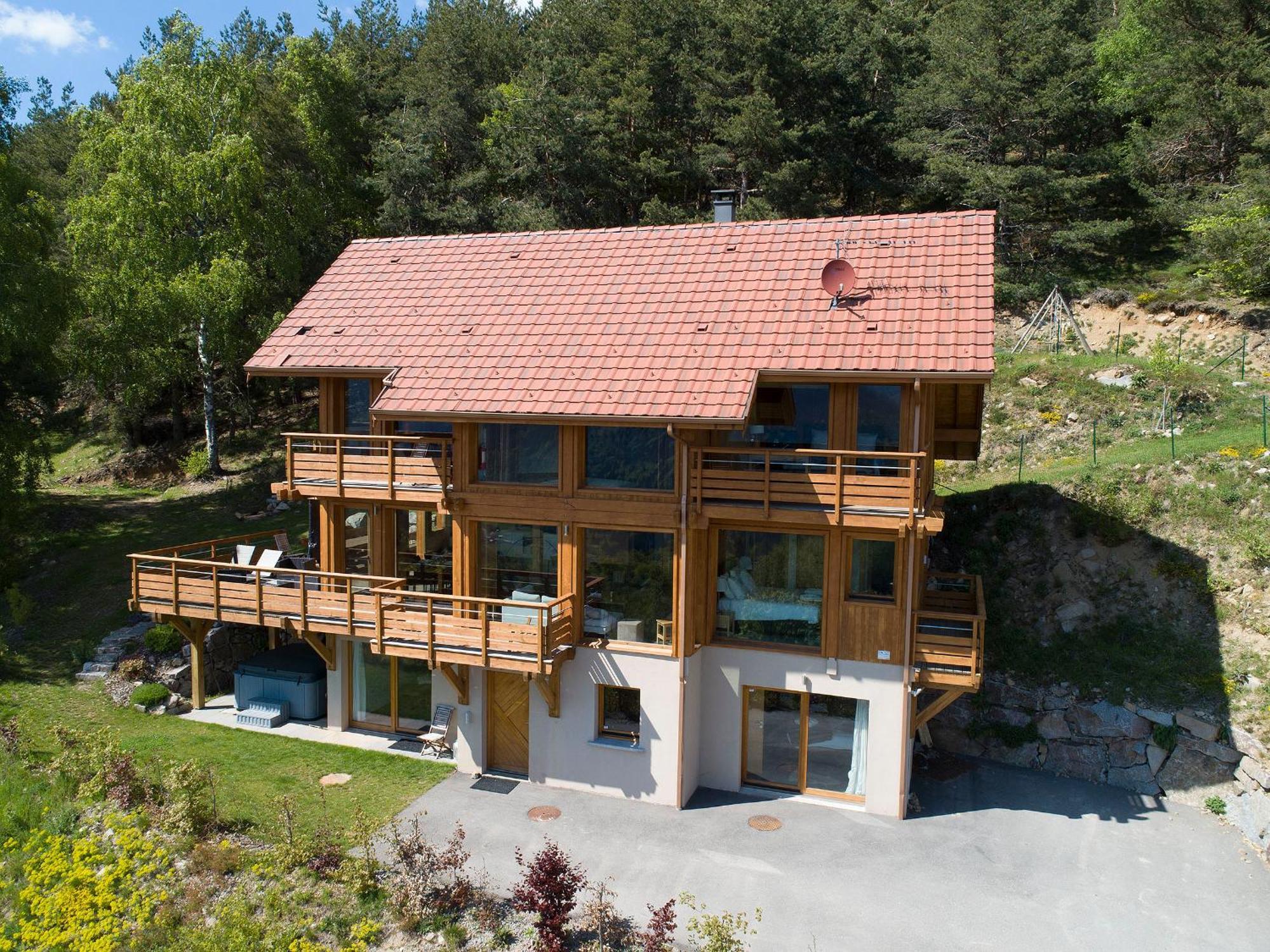 Les De La Marcairie Chalet