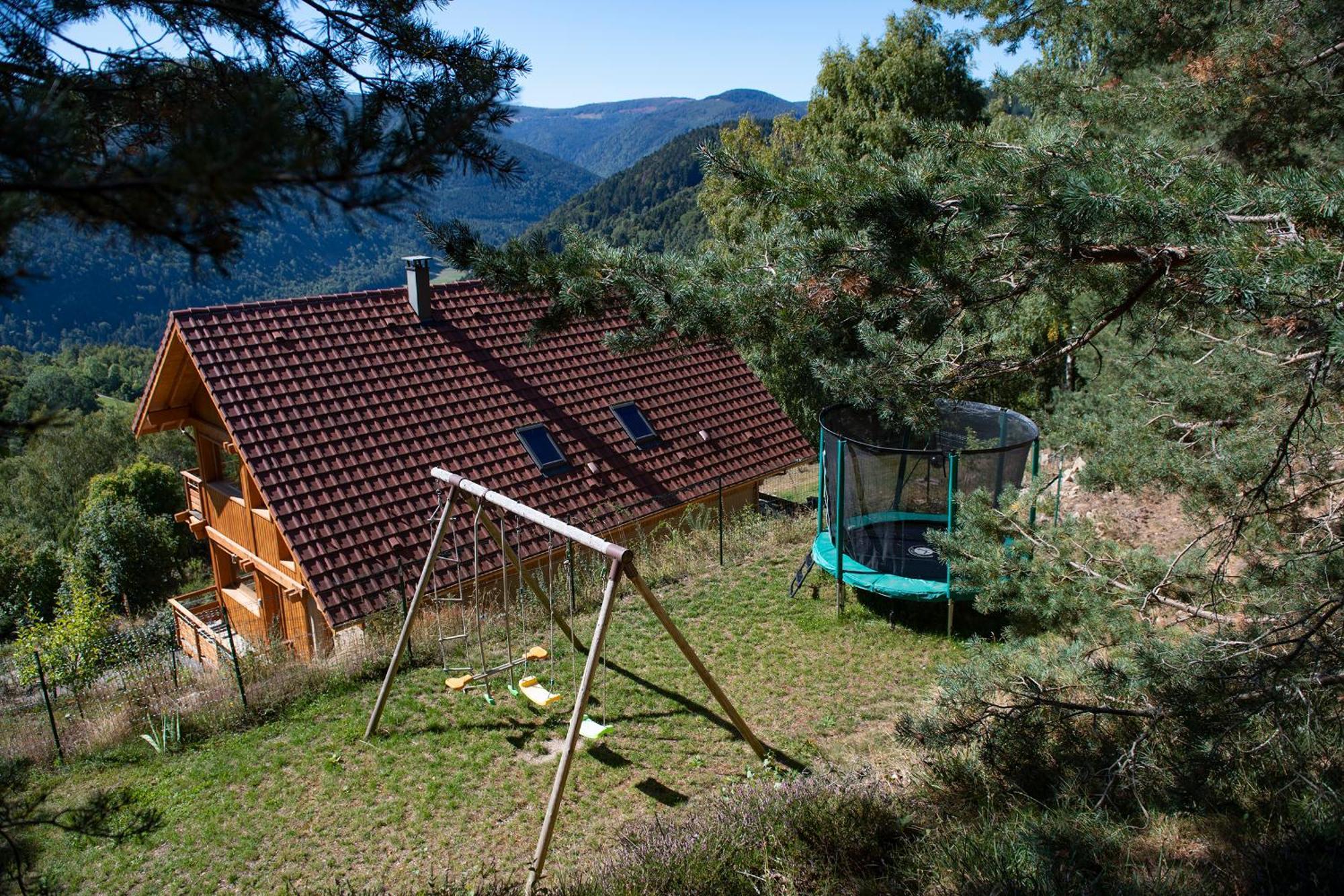 Les De La Marcairie *